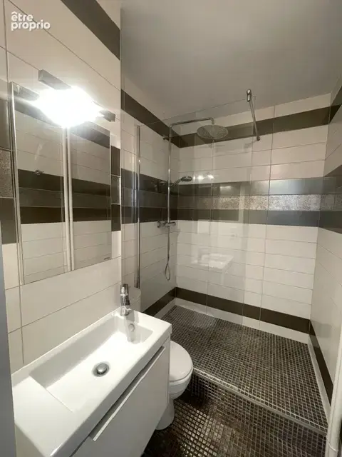 Bel Appartement familial avec vue dégagée sur la Croix Rousse - photo 7