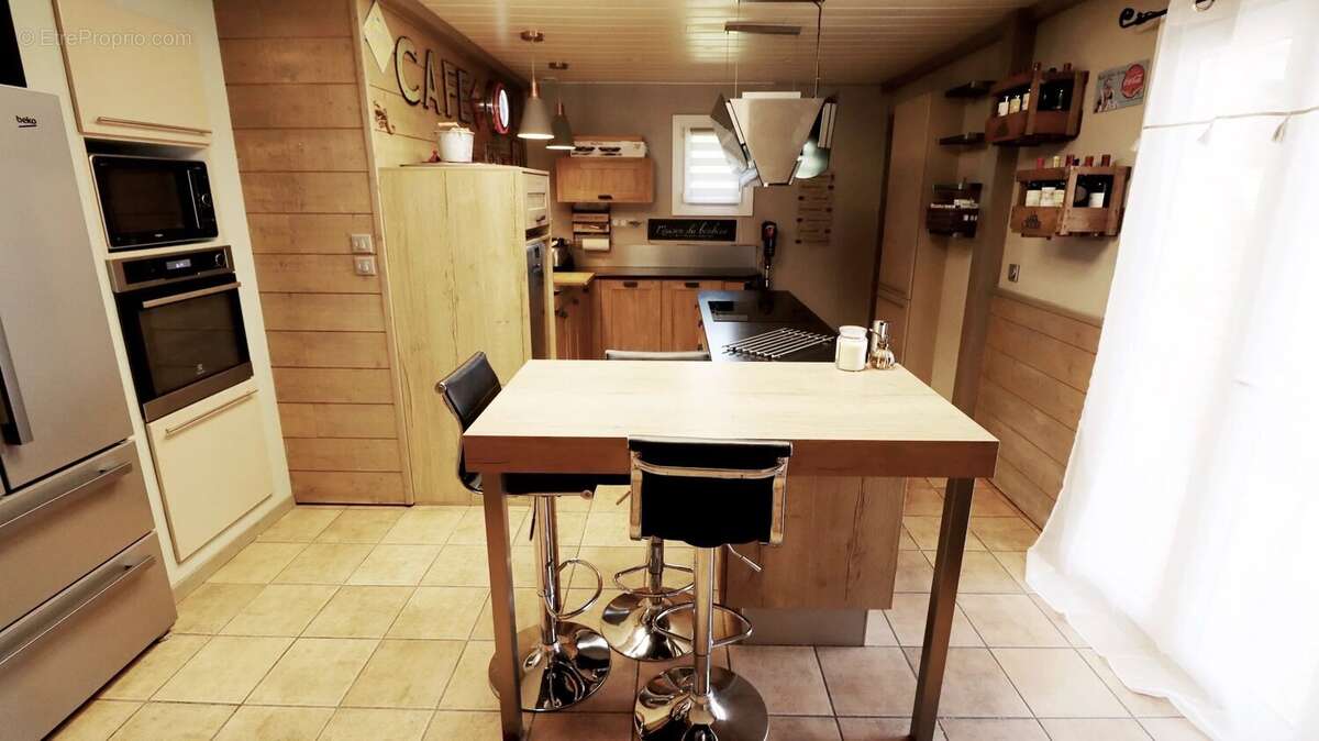 Maison à SAINT-AIGULIN