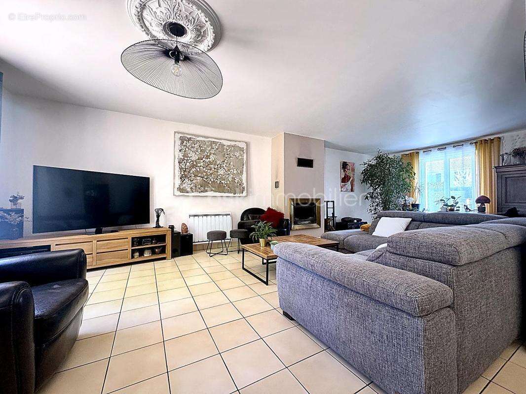 Maison à MAROLLES-EN-HUREPOIX