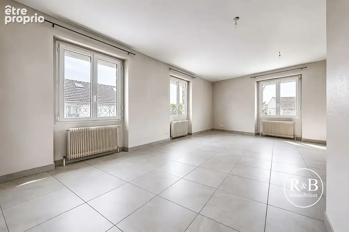 Appartement/Maison Plaisir 5 pièces 125 m2 - photo 4
