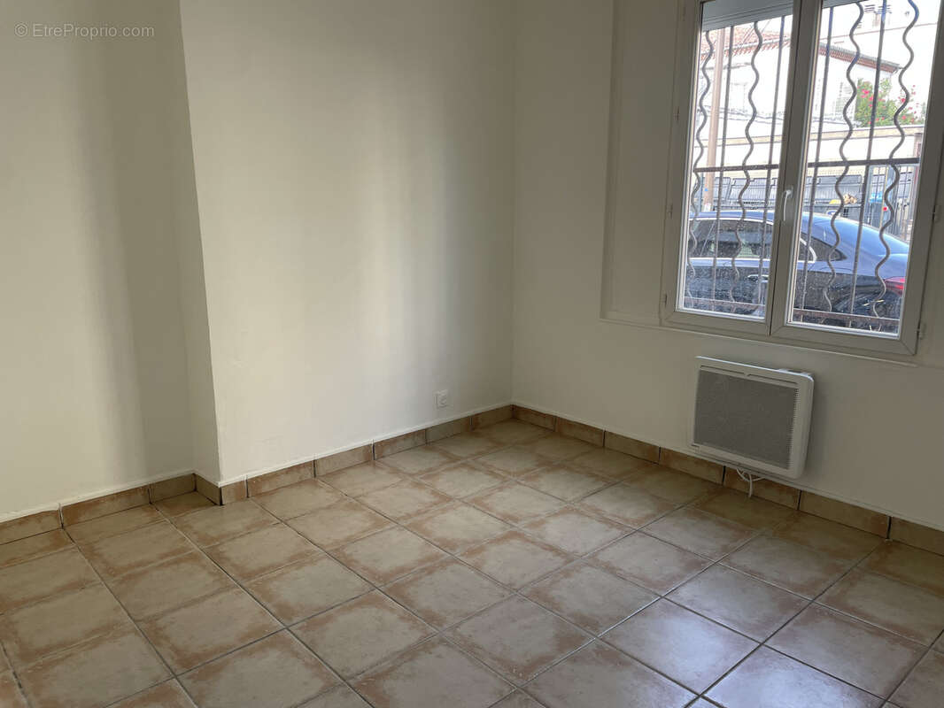 Avignon : maison de ville en exclusivité - photo 8