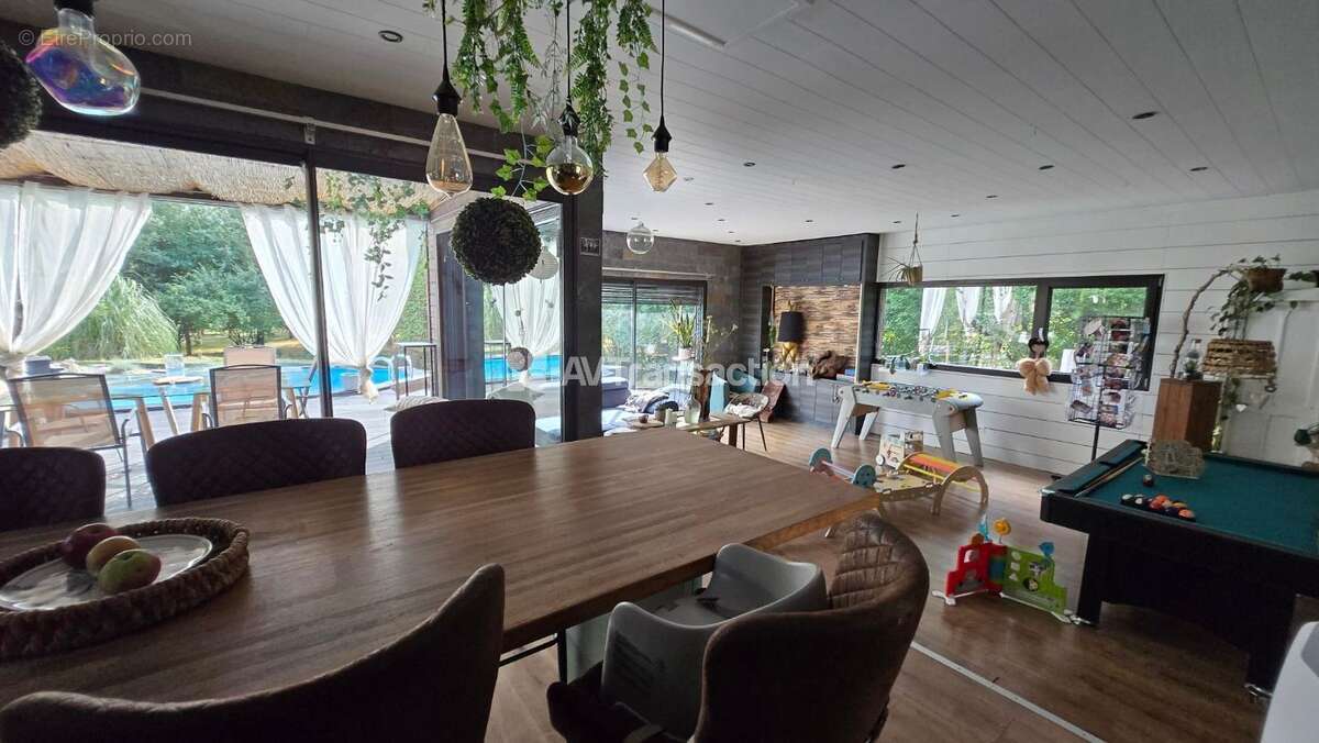 Maison 163 m² à Sauvigney-Les-Gray  - photo 6