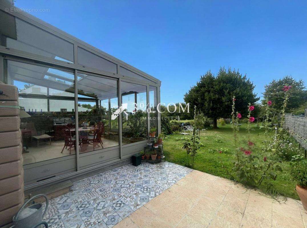 Maison à LA TURBALLE