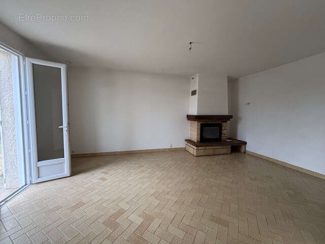 Maison à TALMONT-SAINT-HILAIRE