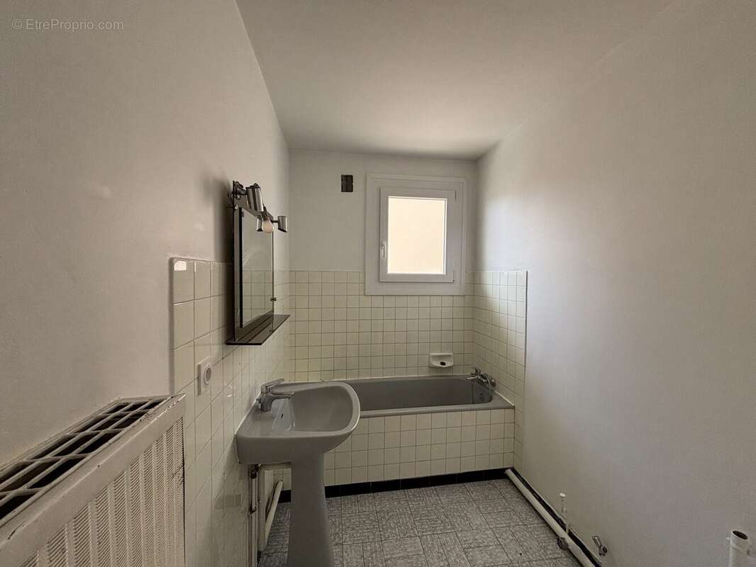 Appartement 79 m² à Bourg-De-Peage  - photo 5
