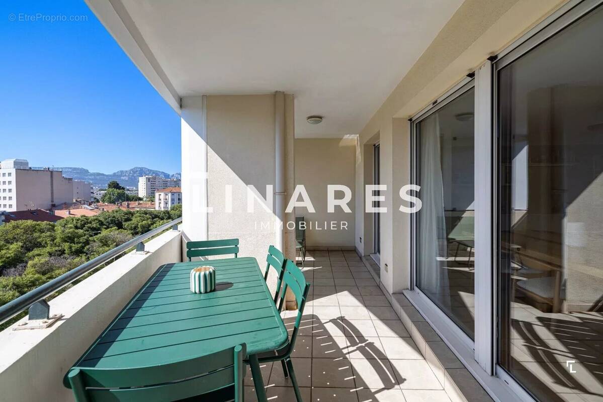 Appartement à MARSEILLE-8E