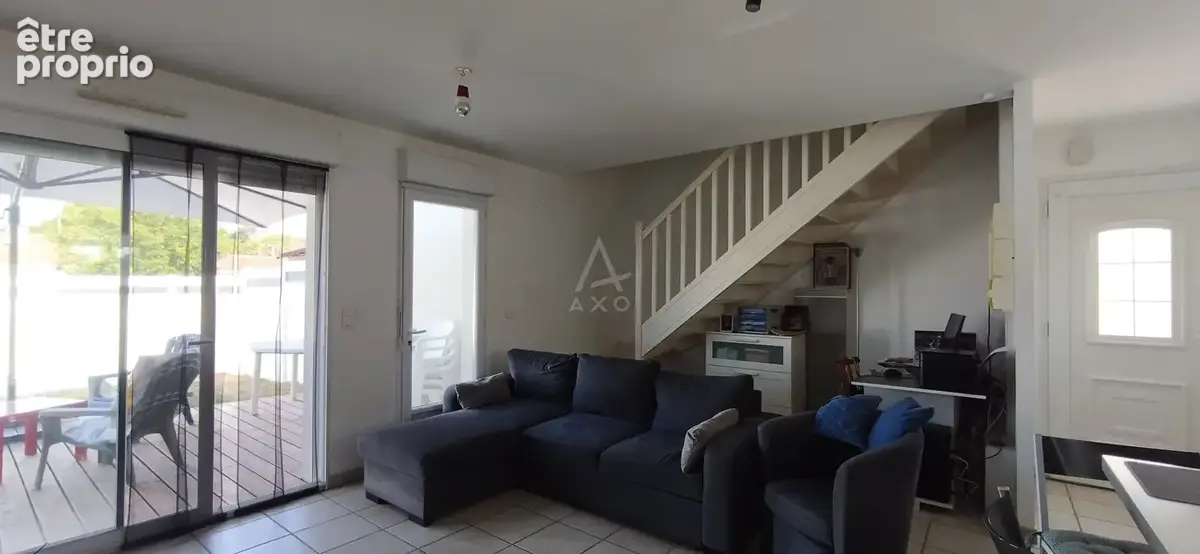 Maison T3 vendue louée  Royan  Jardin, terrasse et 2 stationnements - photo 4
