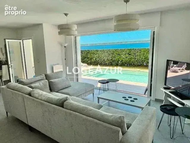Vente villa 5 chambres antibes - piscine - salle de jeux - parking - photo 8