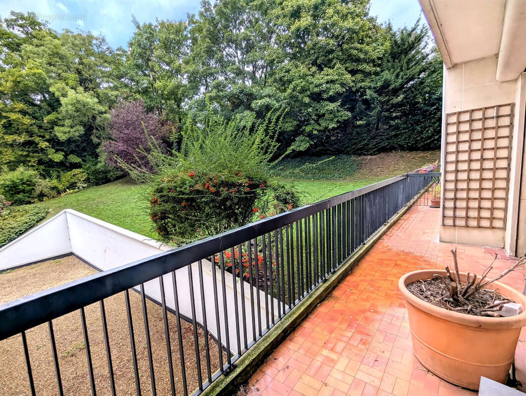 Appartement à FONTENAY-AUX-ROSES