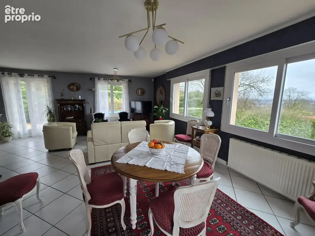 Propriete avec splendide vue sur vichy - photo 4
