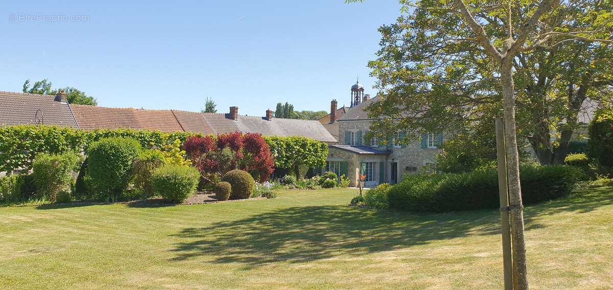 Maison à CRUGNY