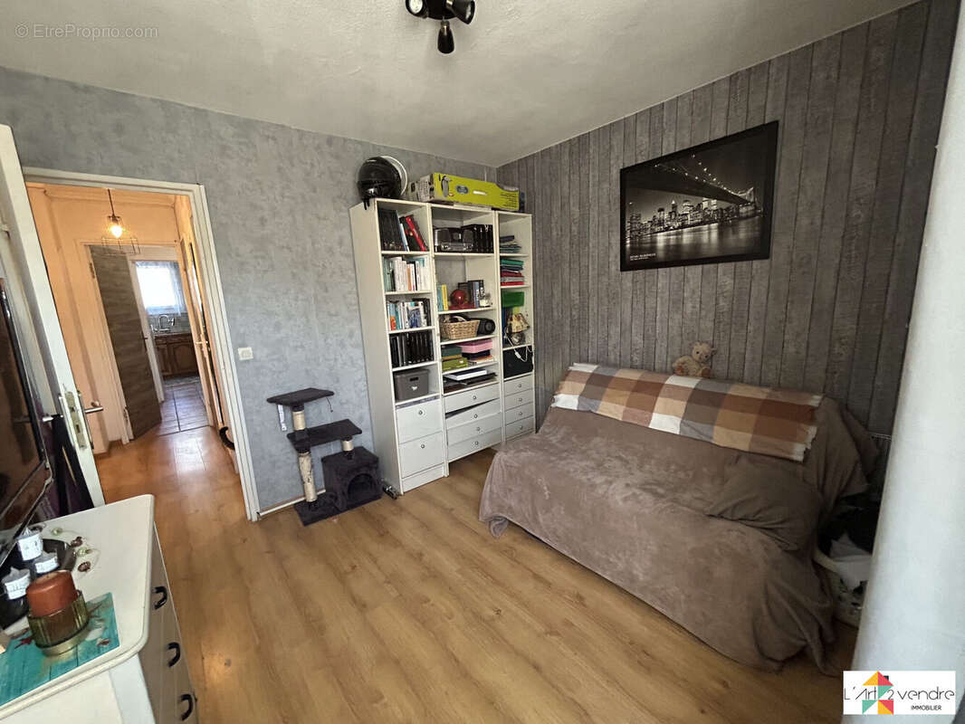 Appartement à EPINAY-SOUS-SENART