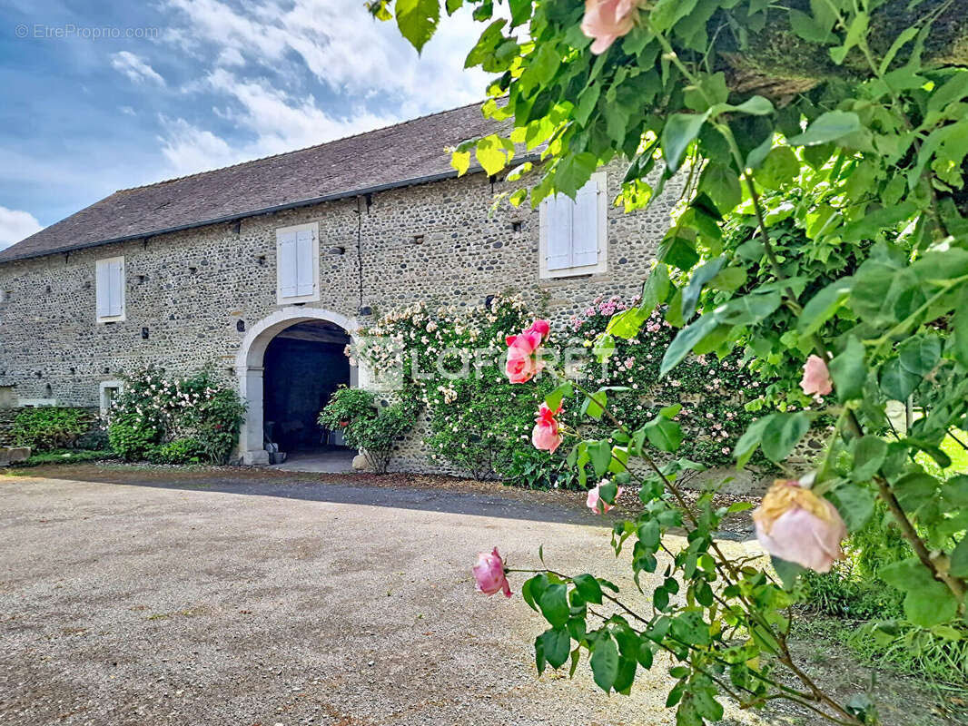 Maison à MEILLON