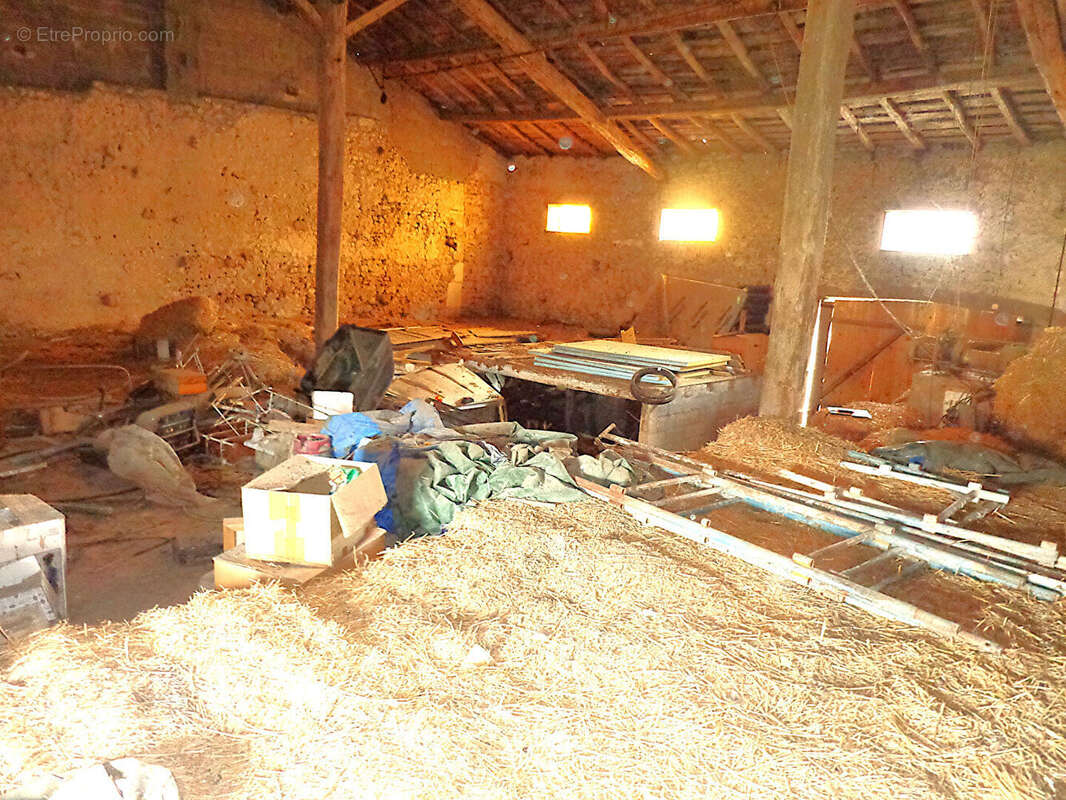 Maison à COLOMBEY-LES-BELLES