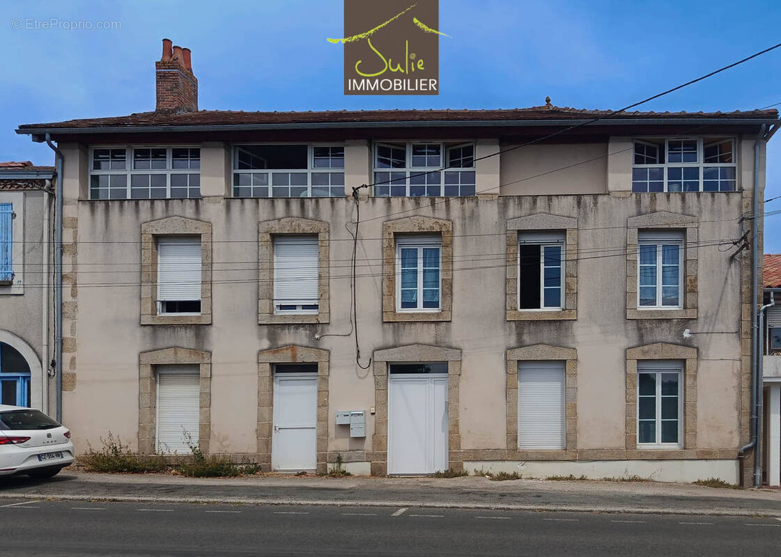 Appartement à BRESSUIRE