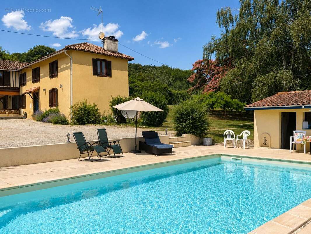 Maison à TRIE-SUR-BAISE