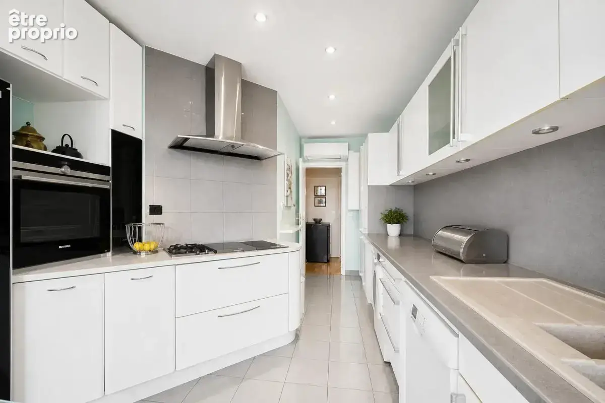 Saint-Giniez / Prado – Dernier étage, T5 150 m², 4 ch, terrasse - photo 6
