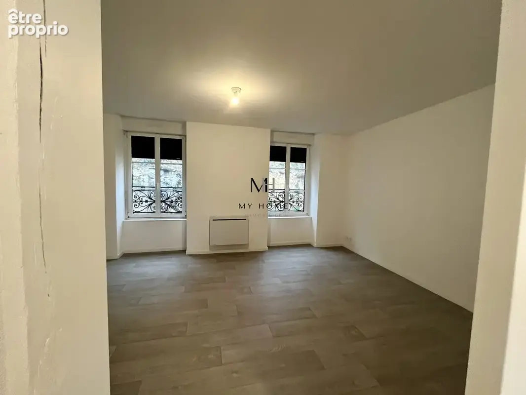 Appartement 92 m² à vendre à Fresnay-Sur-Sarthe (72130) - photo 1