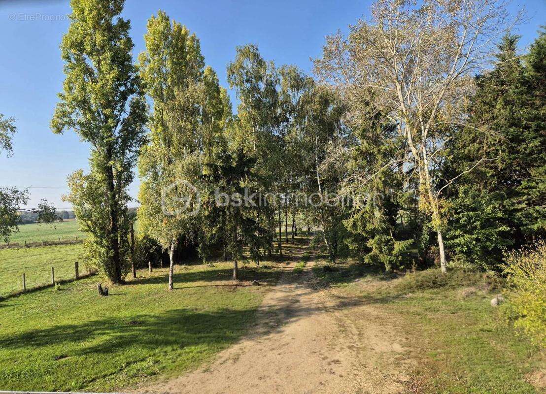 Maison à VILLIERS-AU-BOUIN