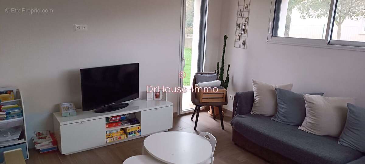 Maison à SAINT-MARTIN-DES-NOYERS