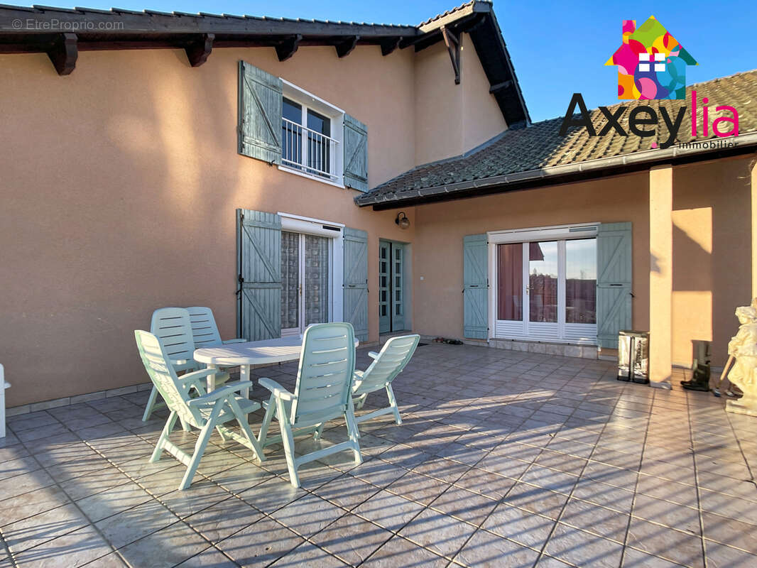 Maison à SEVELINGES