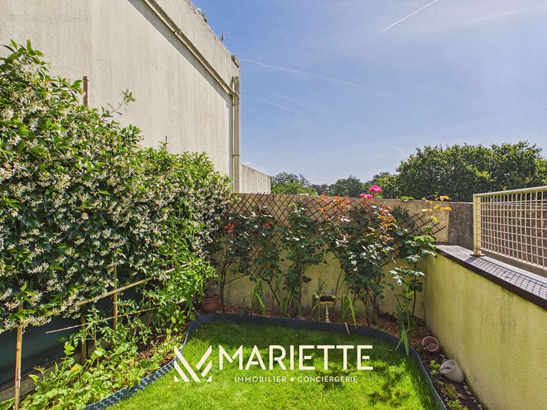 "LE TANDEM", Plein coeur de La Forêt-Fouesnant, ensemble immobilier de deux appartements - photo 9