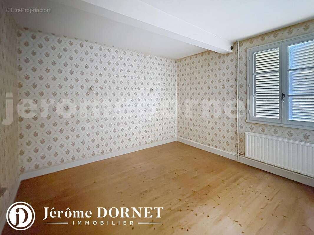 moug_00003 - Maison à GRANDVILLIERS