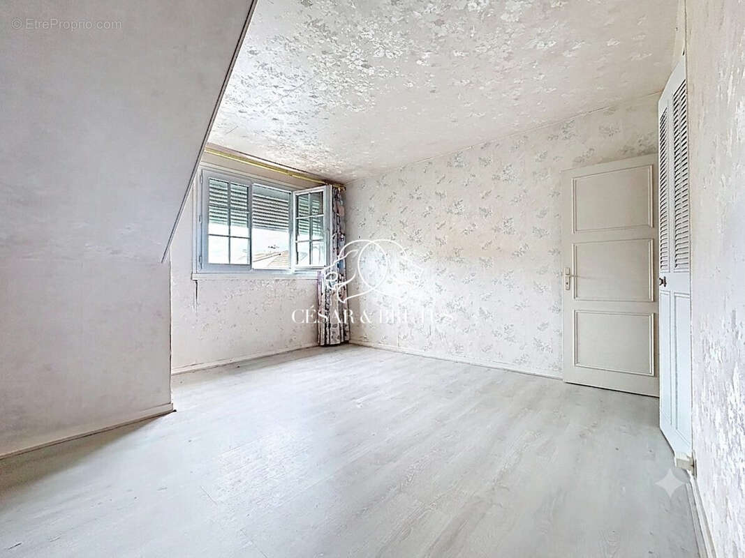 Maison 76 m² à Meyzieu  - photo 6
