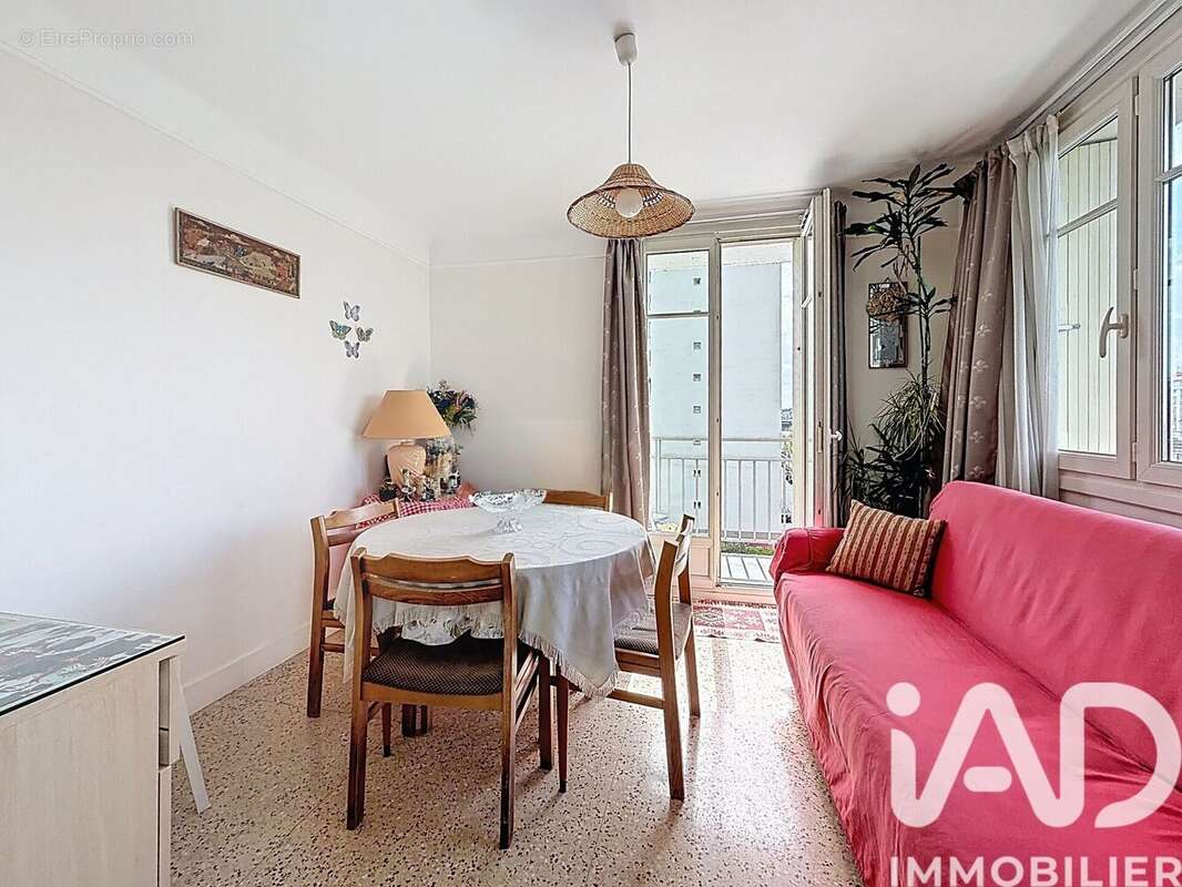 Photo 4 - Appartement à CHOISY-LE-ROI
