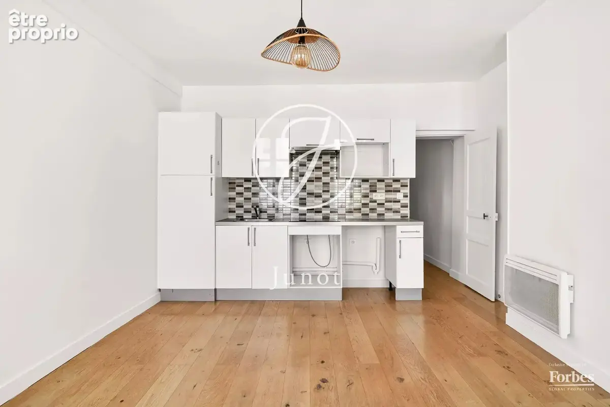 Versailles - NOTRE DAME - Appartement - 61.71 m² Loi Carrez (Surface totale de 78.45 m²) - 4 pièces - photo 5