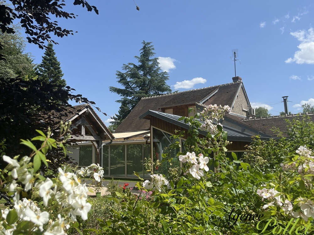Maison à AUBIGNY-SUR-NERE