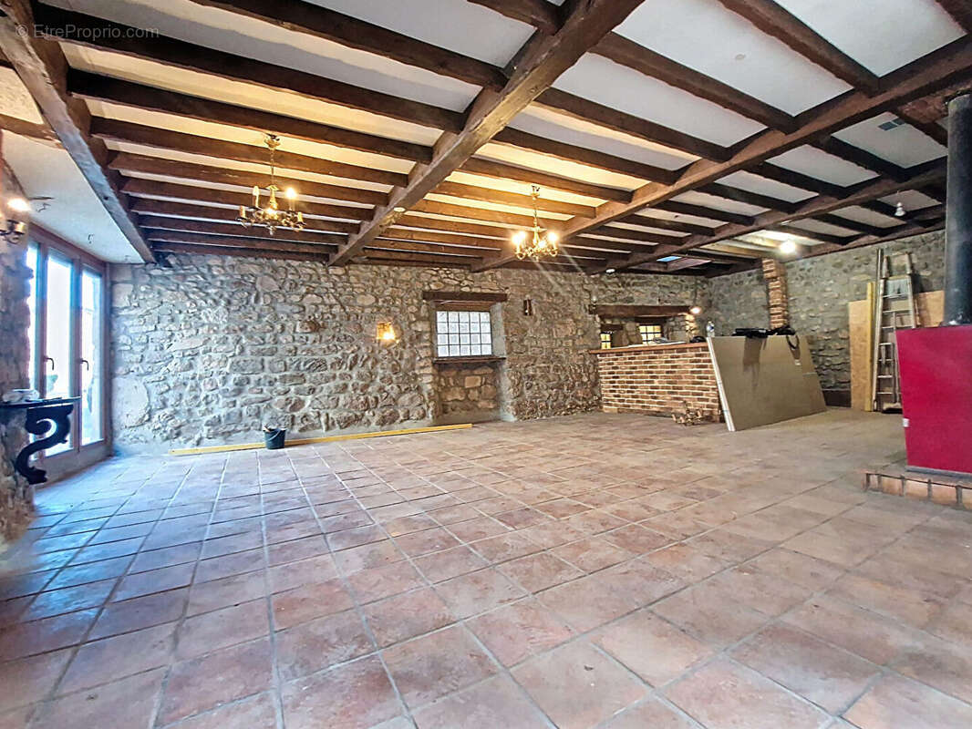 Maison 4 pièces 127m² Périgneux - photo 4