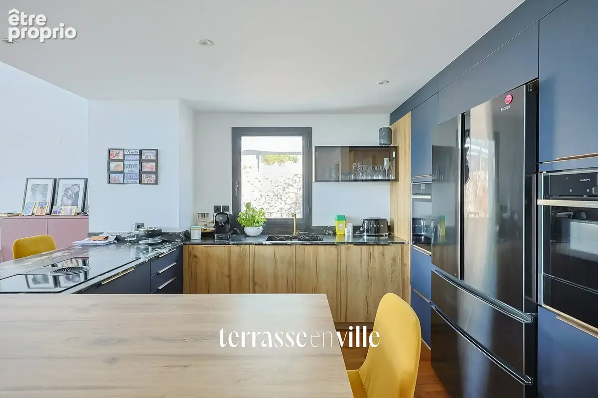 Duplex de luxe - 123m2 - terrasse 22m2 - rooftop vue mer 60m2 - jacuzzi - 4 parkings - 885 000€ - photo 9