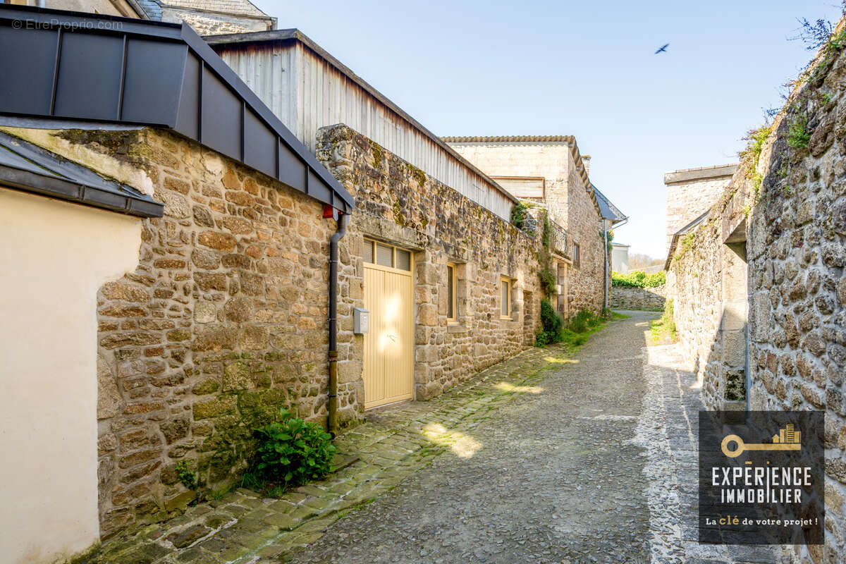 Maison à MONCONTOUR