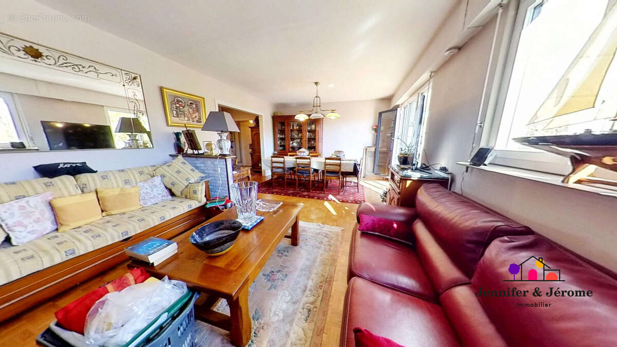 Appartement à ENGHIEN-LES-BAINS