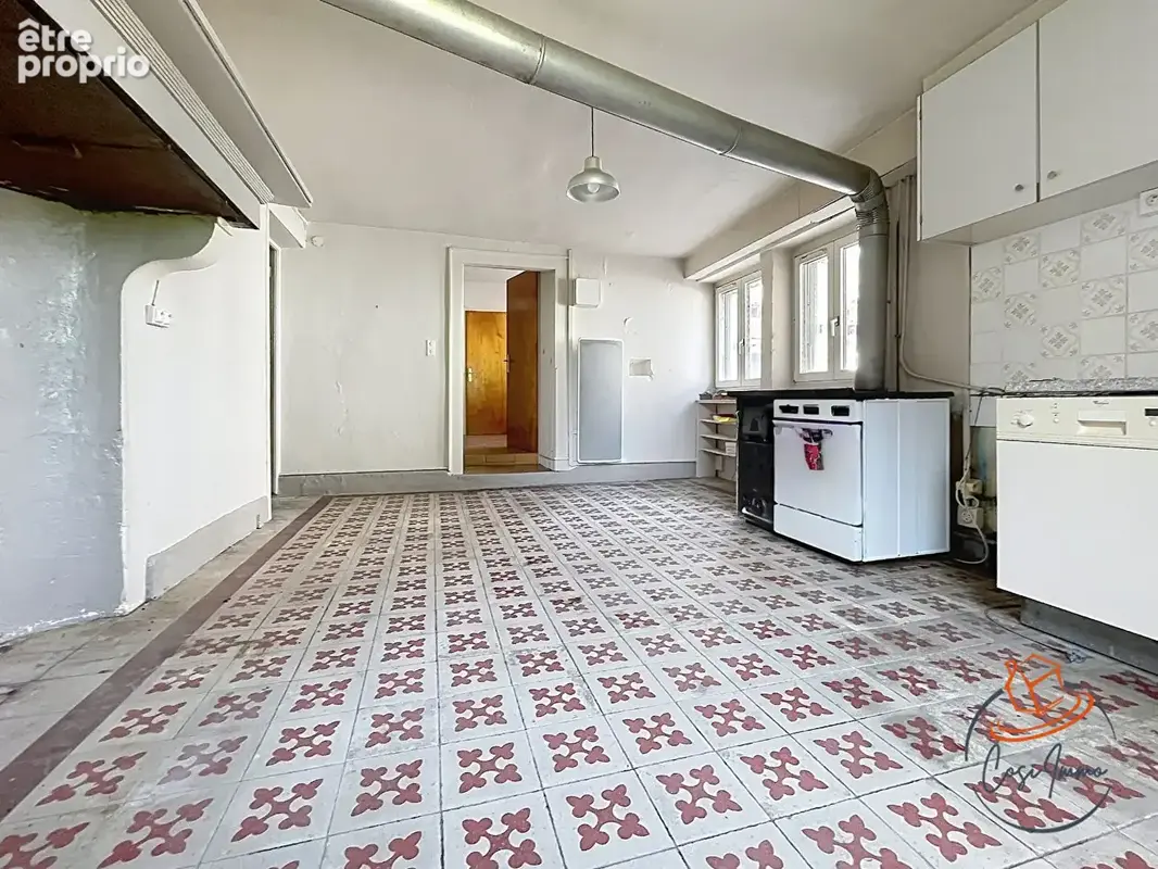 Maison avec 2 granges à rénover à Farges 10mn du Cern - photo 4