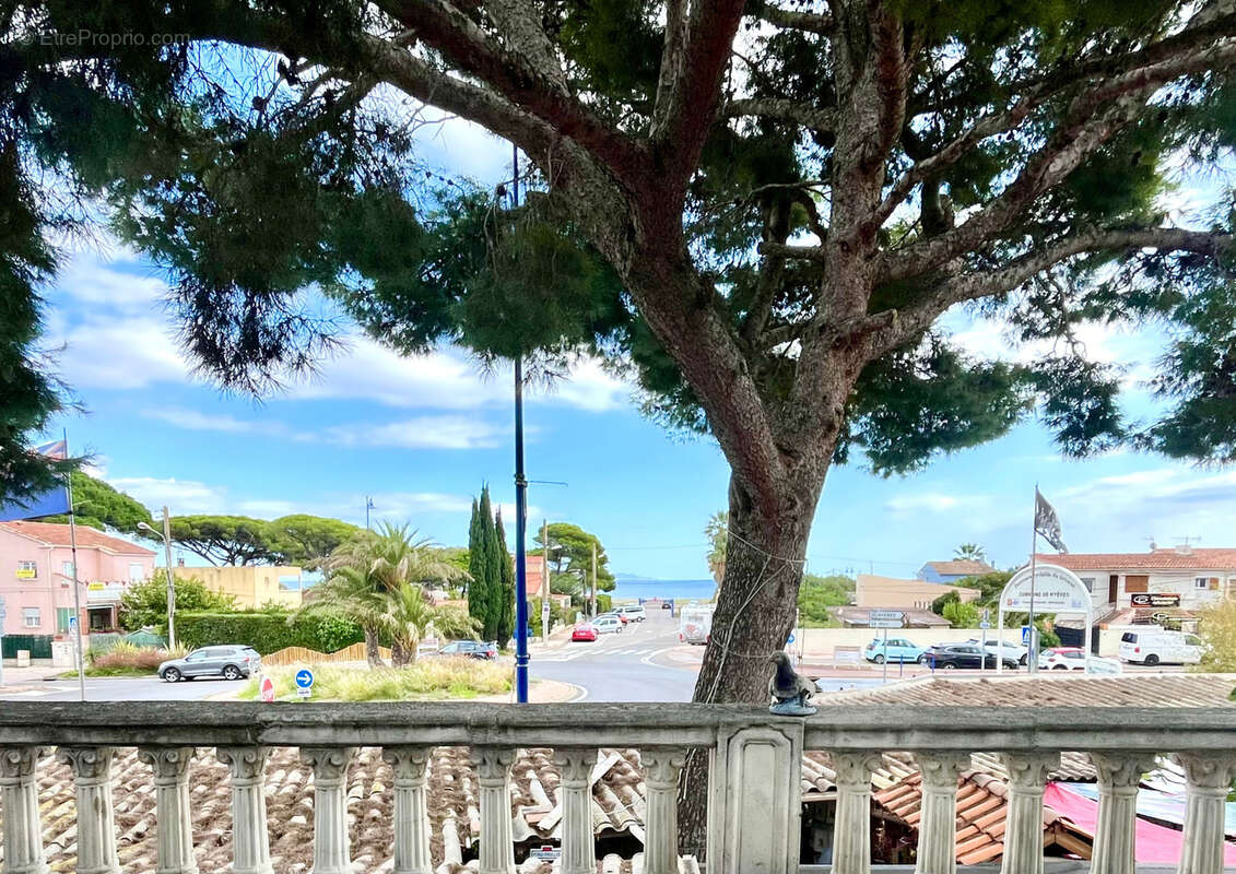 Commerce à HYERES