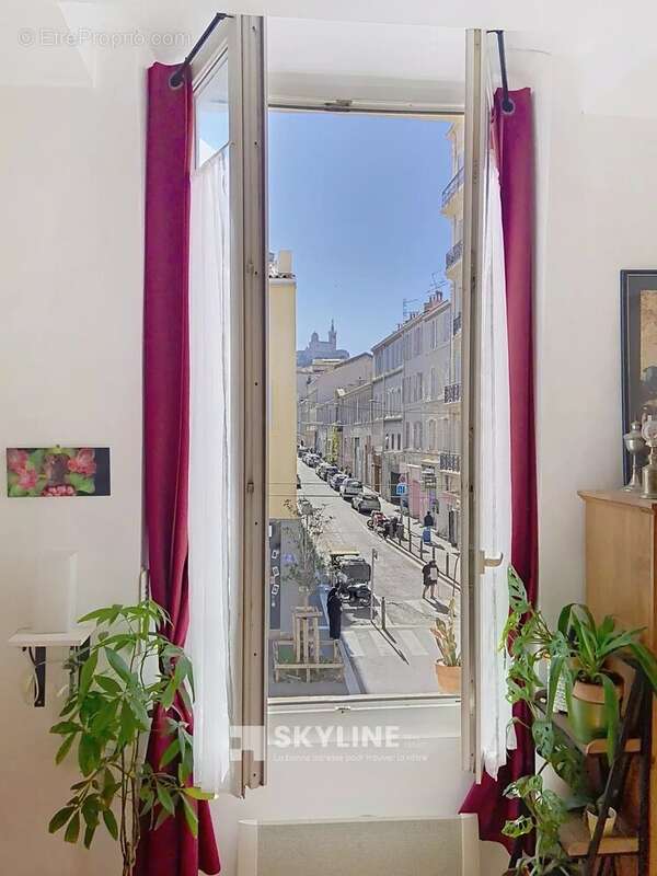 Appartement à MARSEILLE-6E