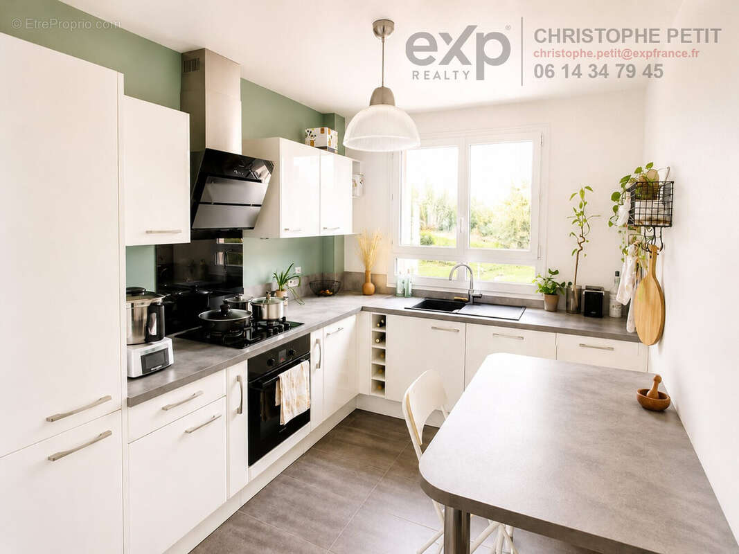 Appartement à FONTENAY-LE-FLEURY