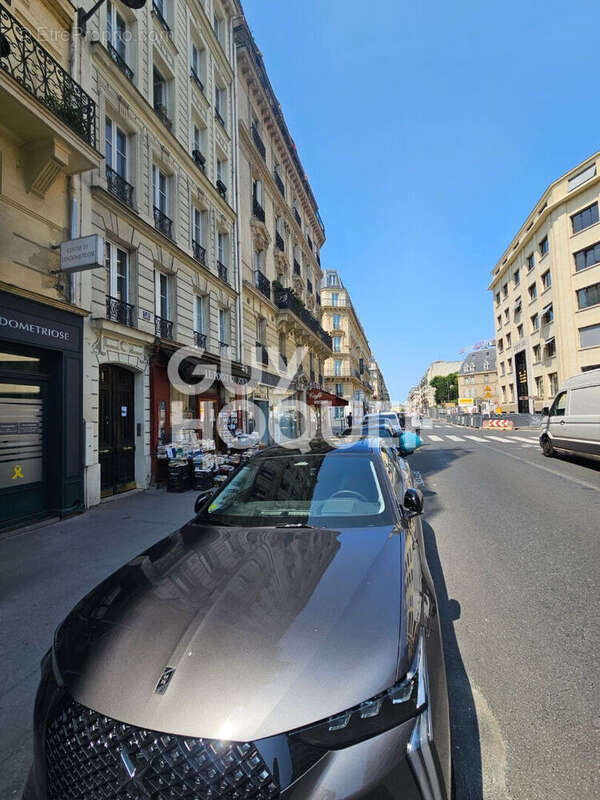 Commerce à PARIS-5E