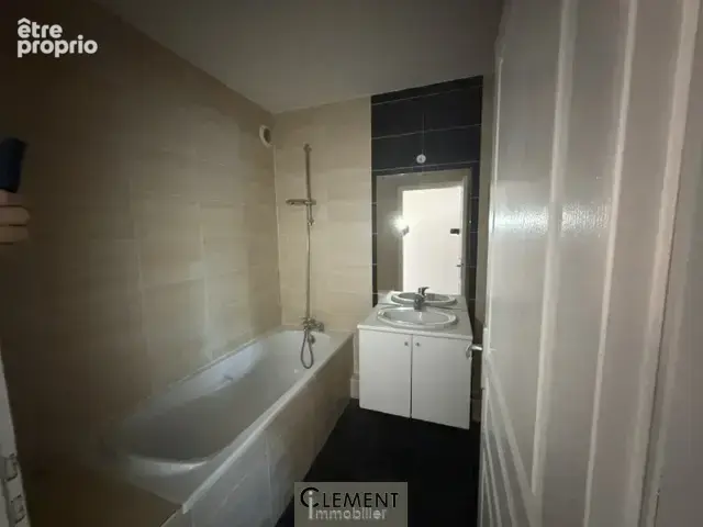Barr appartement 3 pieces - photo 4