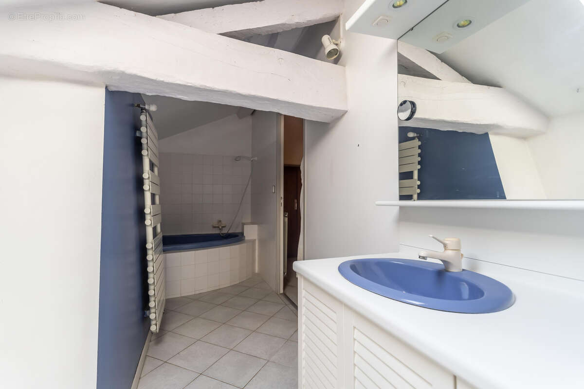 Maison de campagne avec piscine et grange - photo 40