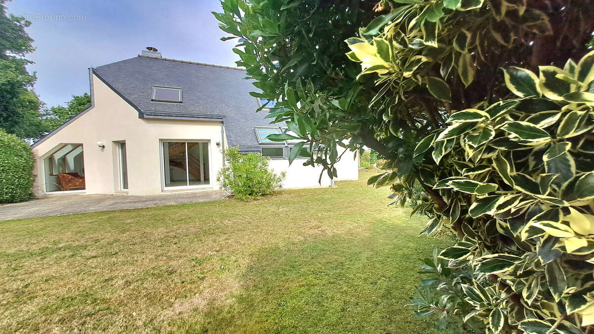 Maison à PLEUMEUR-BODOU