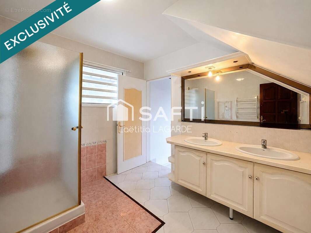 Maison 160 m² à Le Tampon  - photo 7