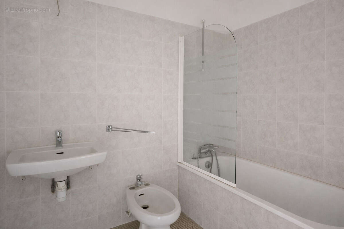 Appartement à SAINT-GRATIEN