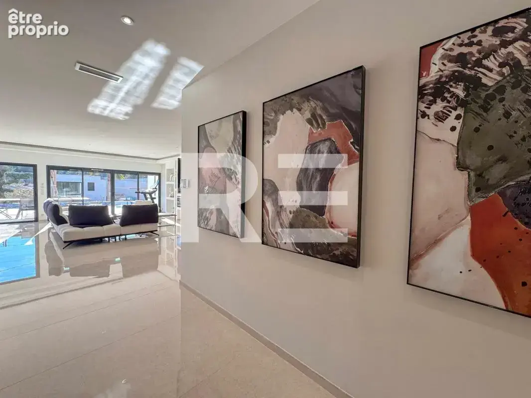 Magnifique villa contemporaine de plain-pied avec piscine - photo 11