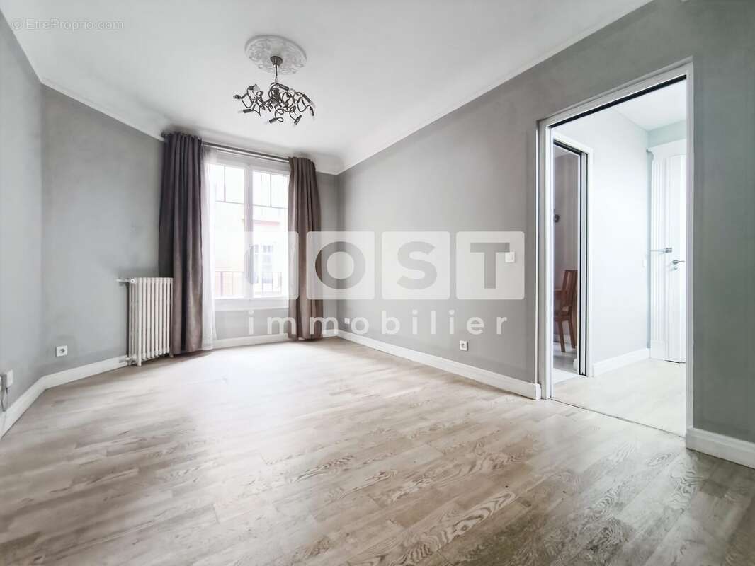 Appartement à ASNIERES-SUR-SEINE