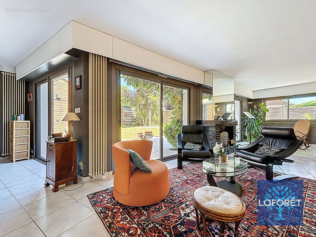 Maison à VENANSAULT