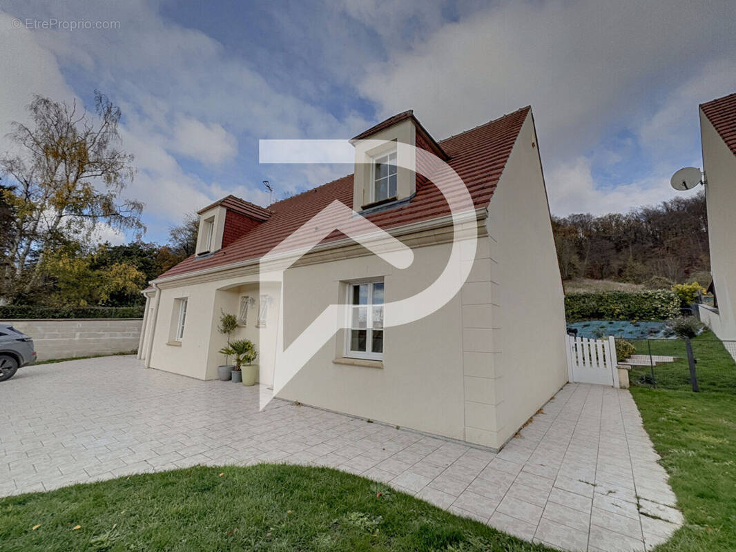 Maison à BERNEUIL-SUR-AISNE