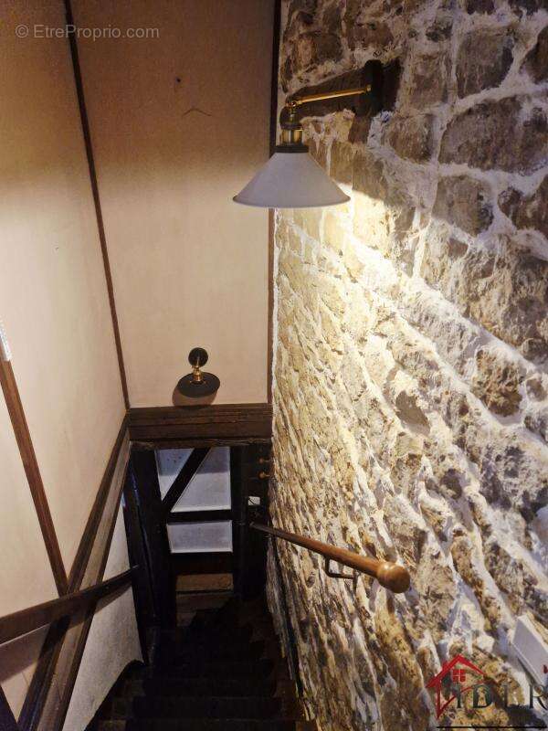 Maison à SAVIGNY